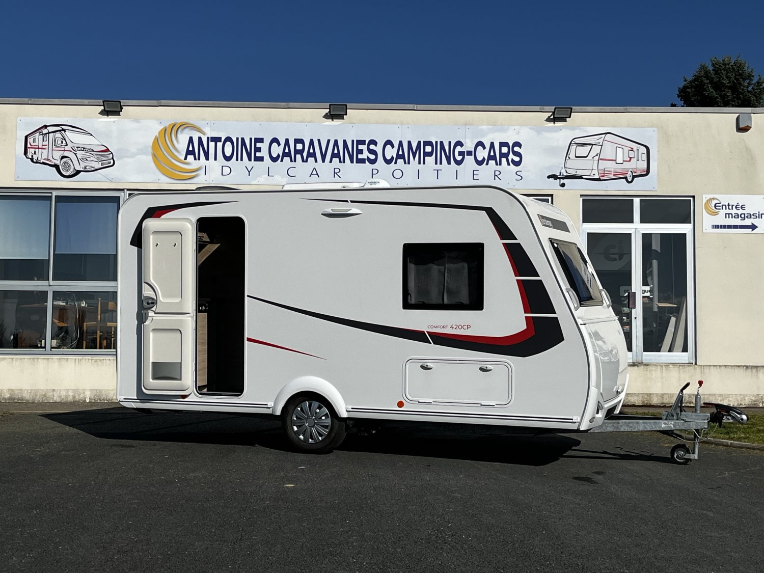 Antoine Caravanes et Camping Car - Sterckeman COMFORT 420 CP à 19 990&euro;